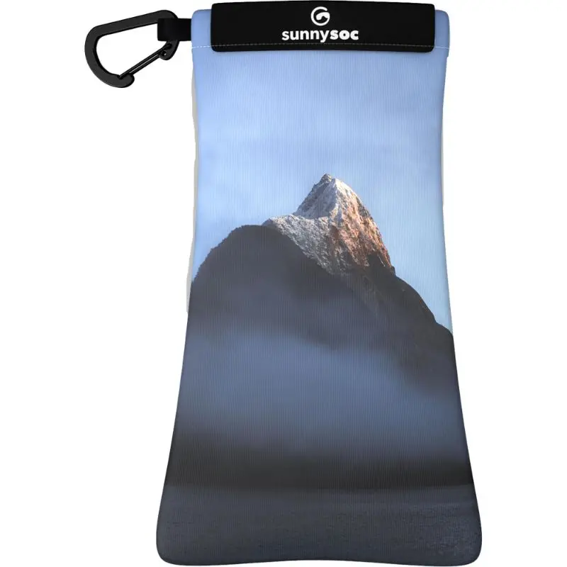 Gogglesoc - Misty Mountain 1