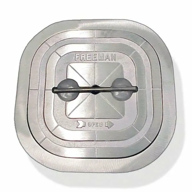 Freeman - Square Lift Out Hatch W/ Steel Ring 1