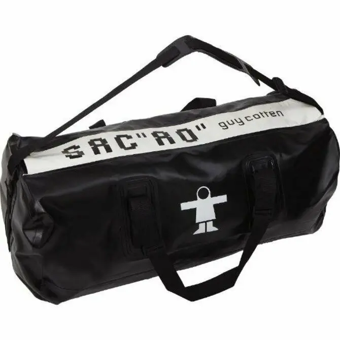 Guy Cotten - "Ao" Holdall (Black) 1