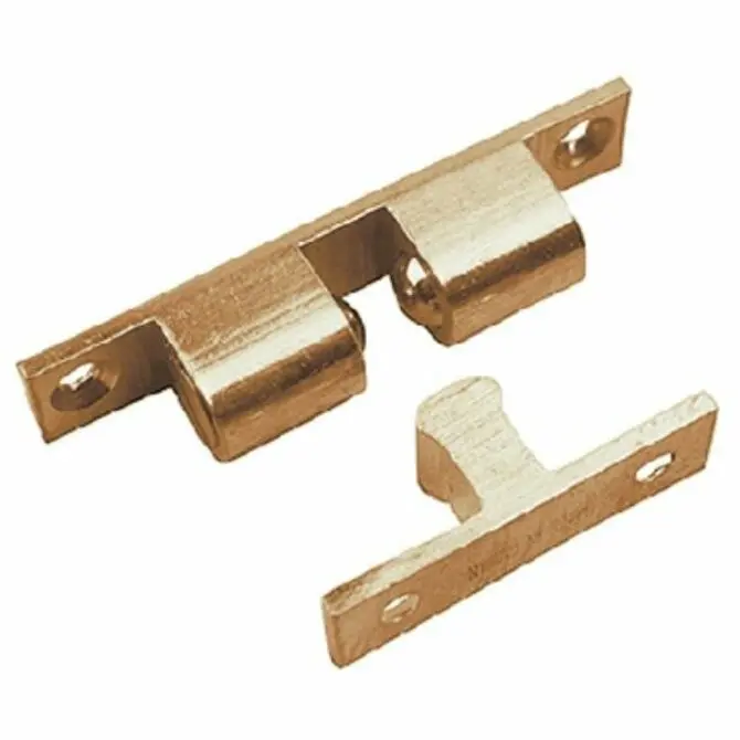 Sea Dog - Brass Stud Catches 1